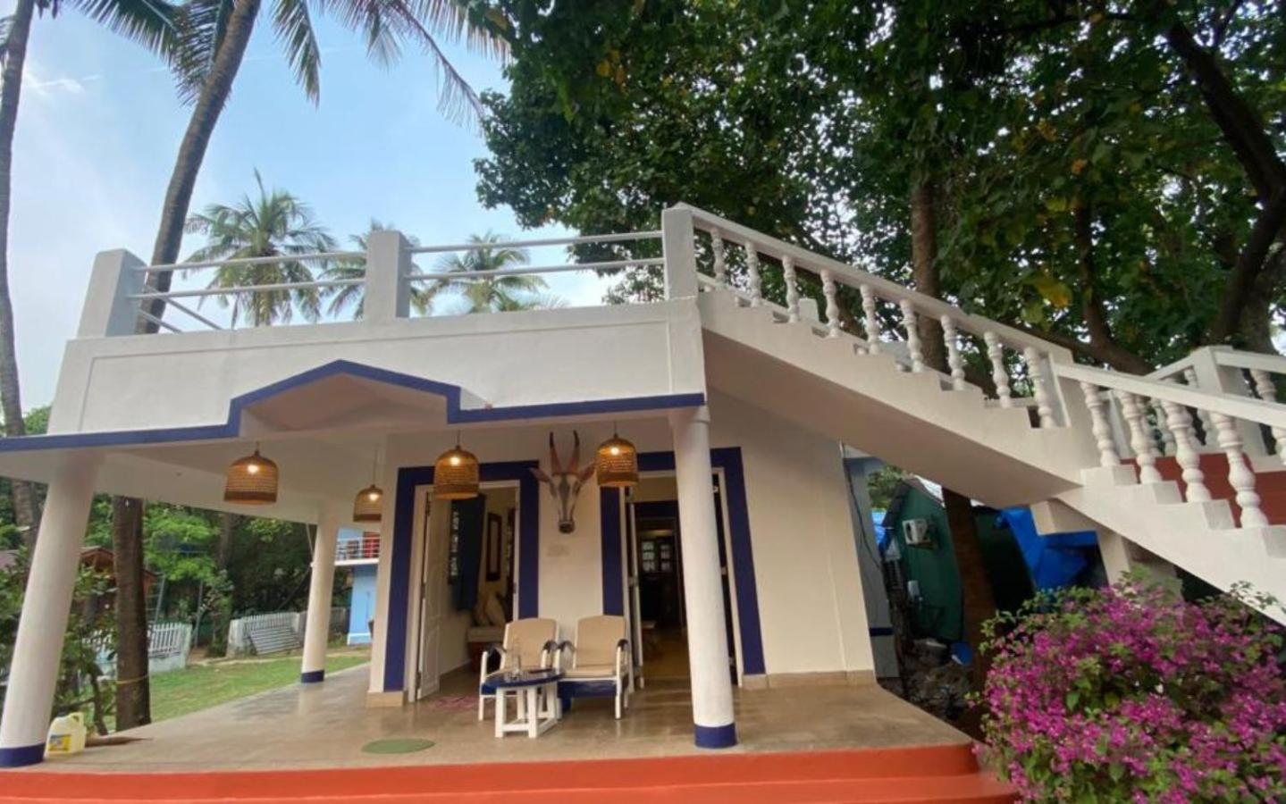 Village Susegat Beach Resort Morjim Rum bild