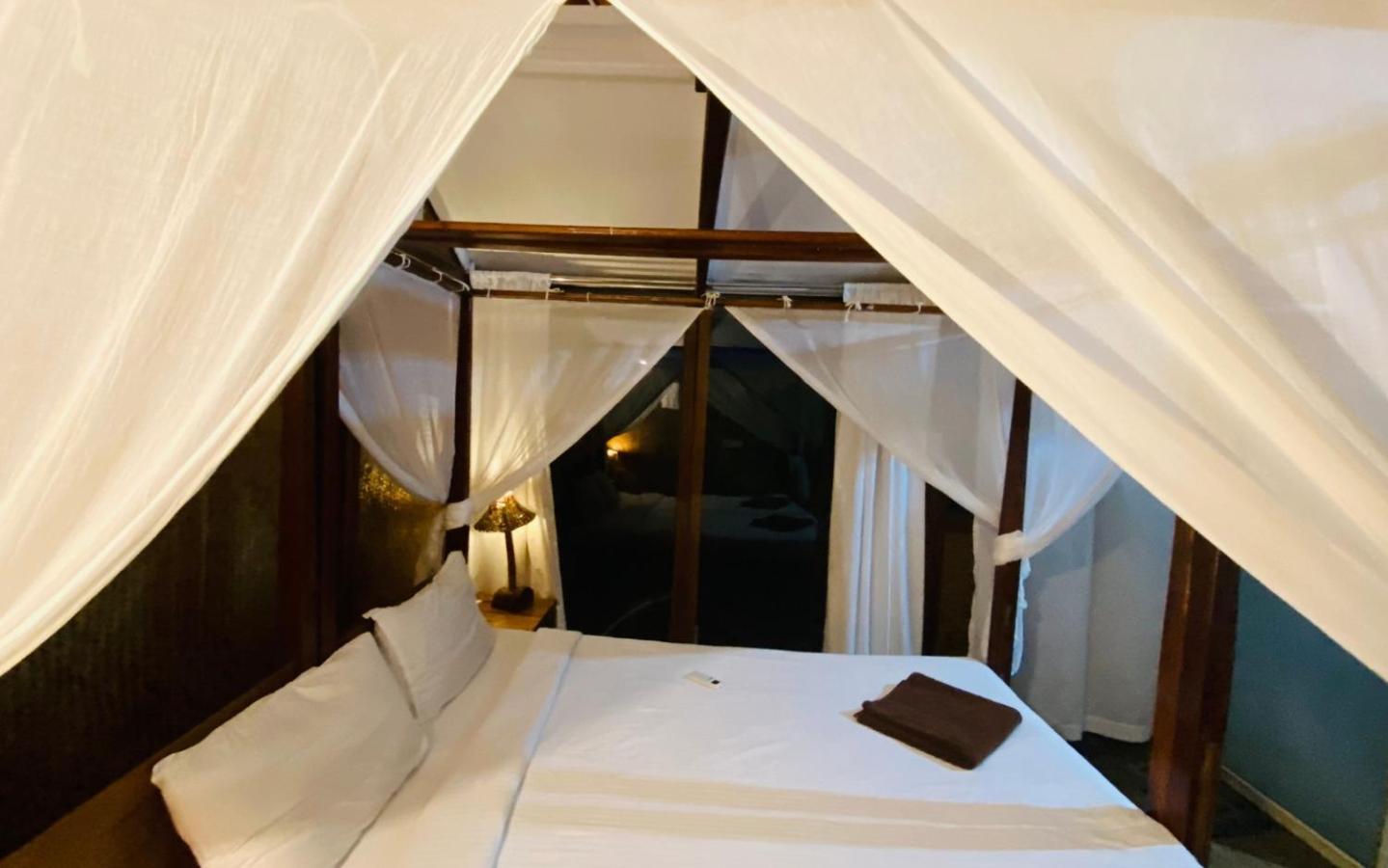 Village Susegat Beach Resort Morjim Exteriör bild